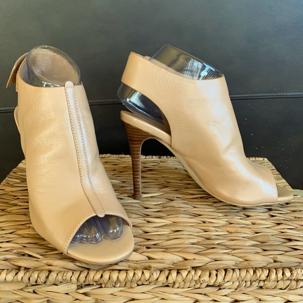 Buff colored heeled bootie